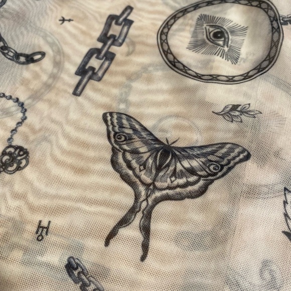 Milk It by Dolls Kill Button Up NWT - Sheer Tatto Print- EU 8 US 4 - Picture 8 of 14